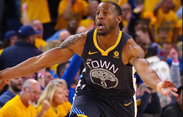 PG模拟器中文-伊戈达拉下家锁定三支球队 重返勇士困难重重?