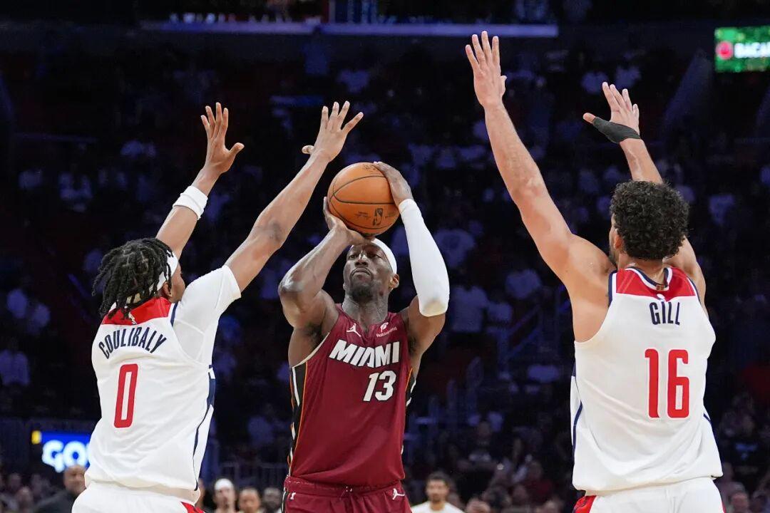 狂砍83分!阿德巴约打破科比单场得分纪录,成历史第二人!队友帮助+对手成全,让纪录之夜争议不小!